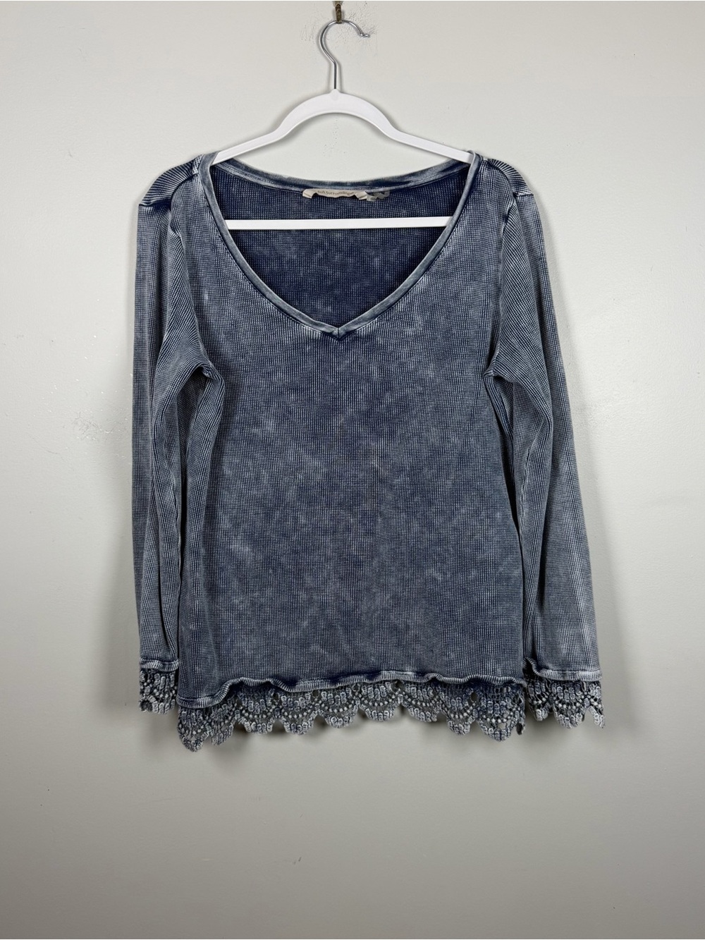 Soft Surroundings Sutton Thermal Top Waffle Knit Blue Boho Acid Wash Medium
